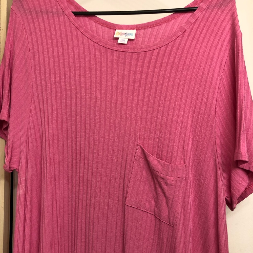 LuLaRoe 2x Pink Ribbed Carly